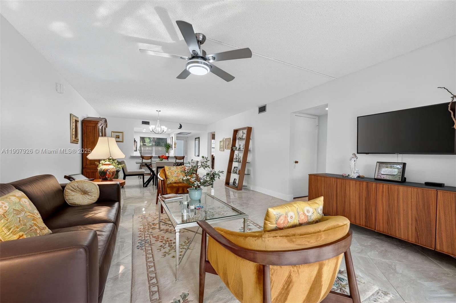 ARUBA VILLAGE E CONDO - Residential