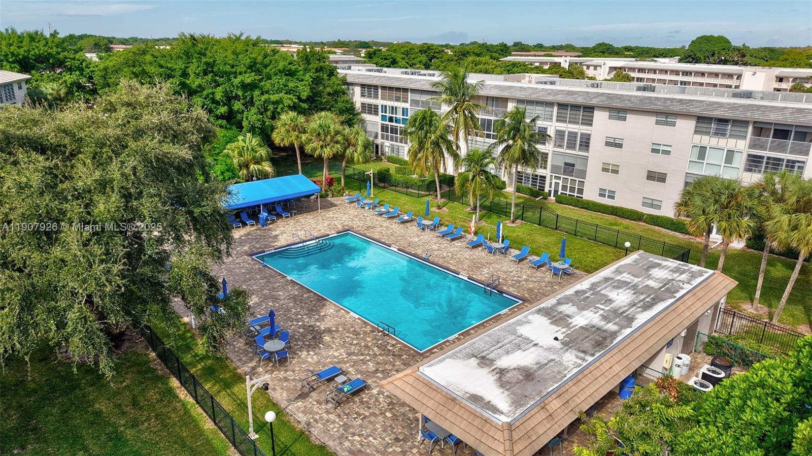 ARUBA VILLAGE E CONDO - Residential