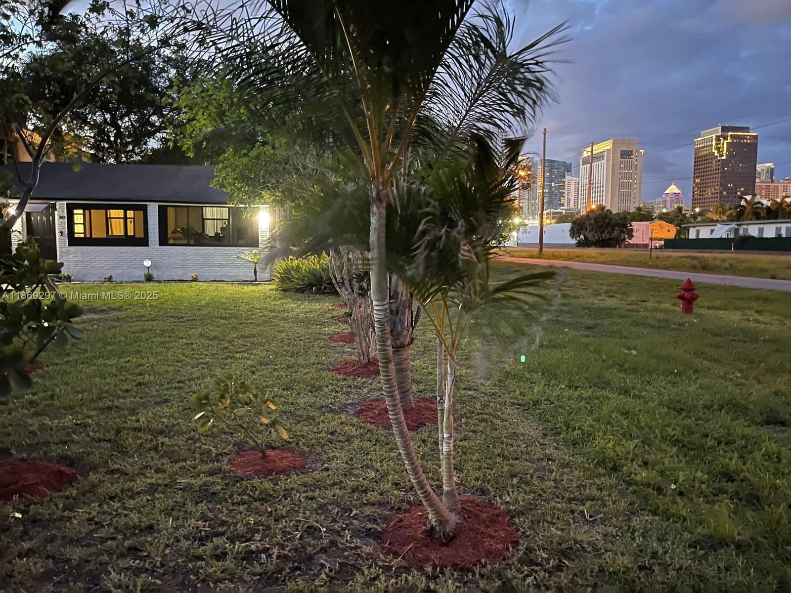 207 SW 11th Street