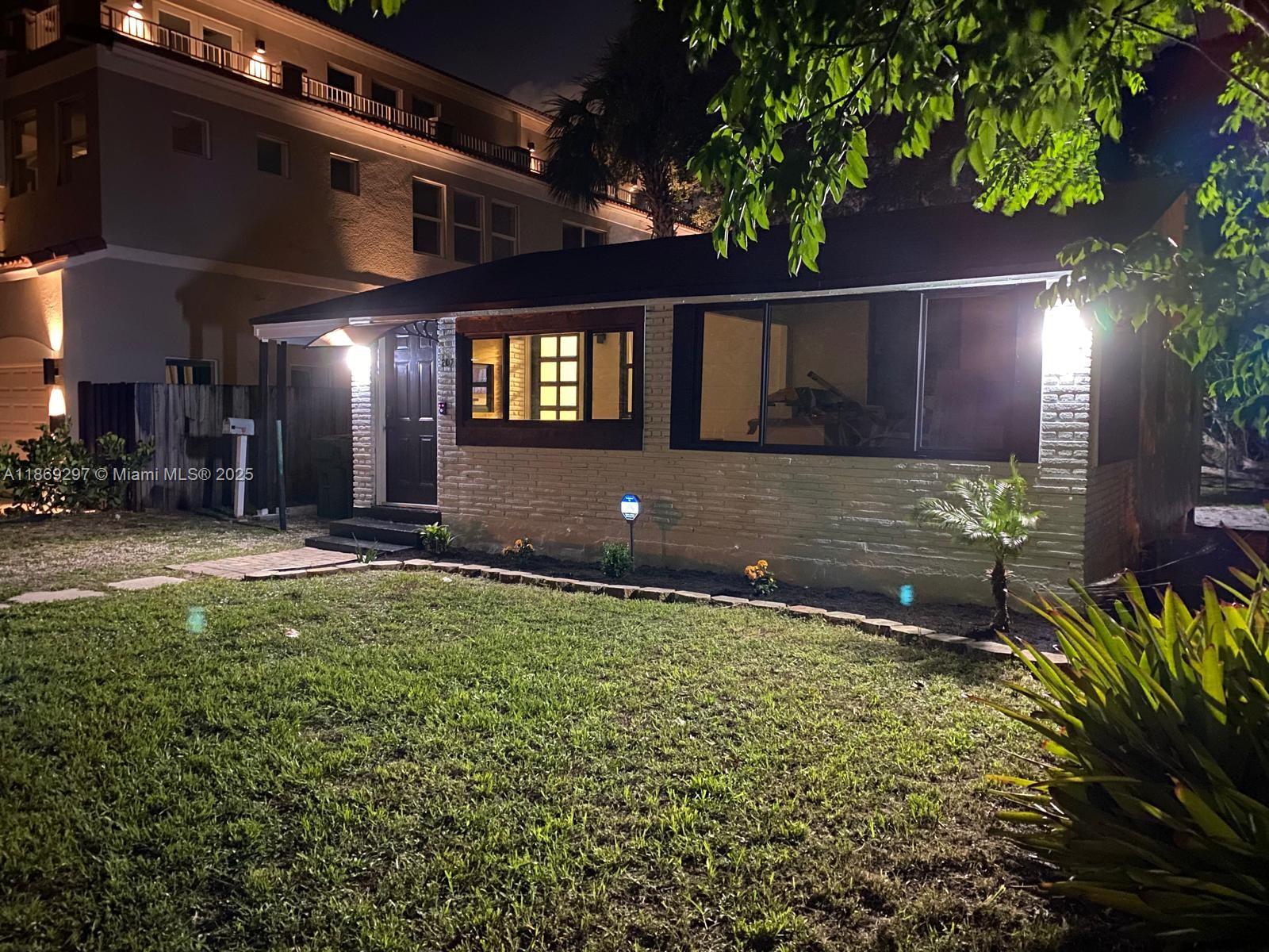 CROISSANT PARK RIVER SEC - Residential