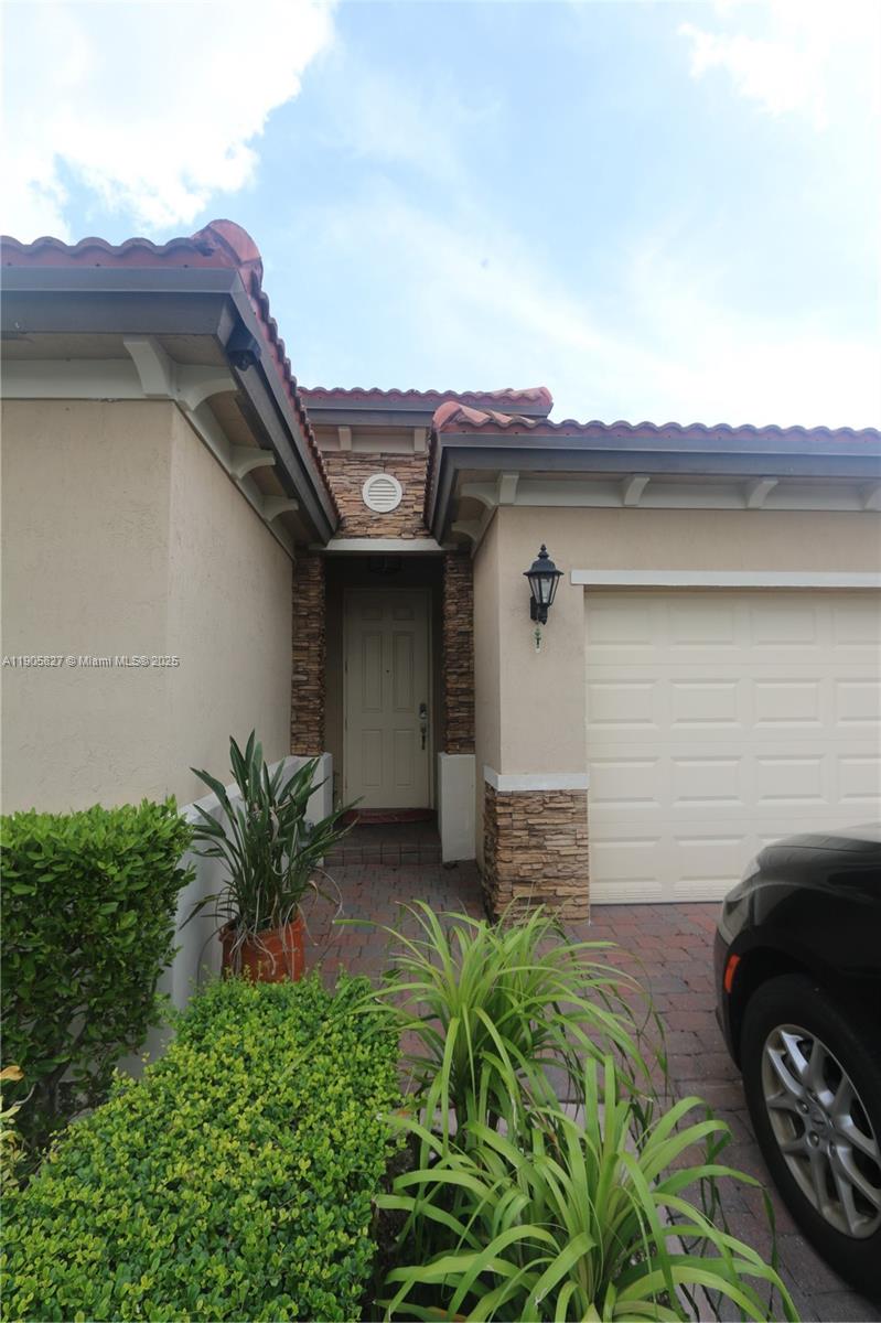 SILVER PALM SOUTHWEST - Residential Lease