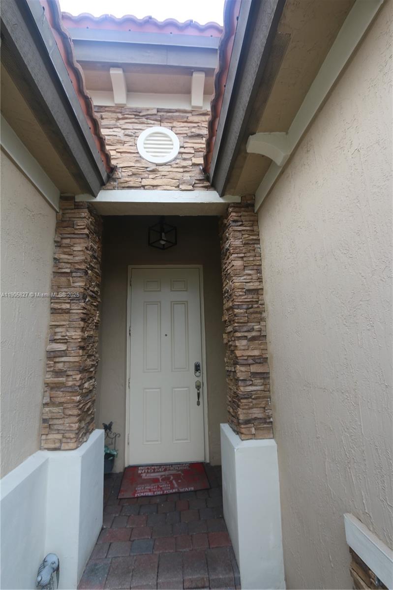 SILVER PALM SOUTHWEST - Residential Lease