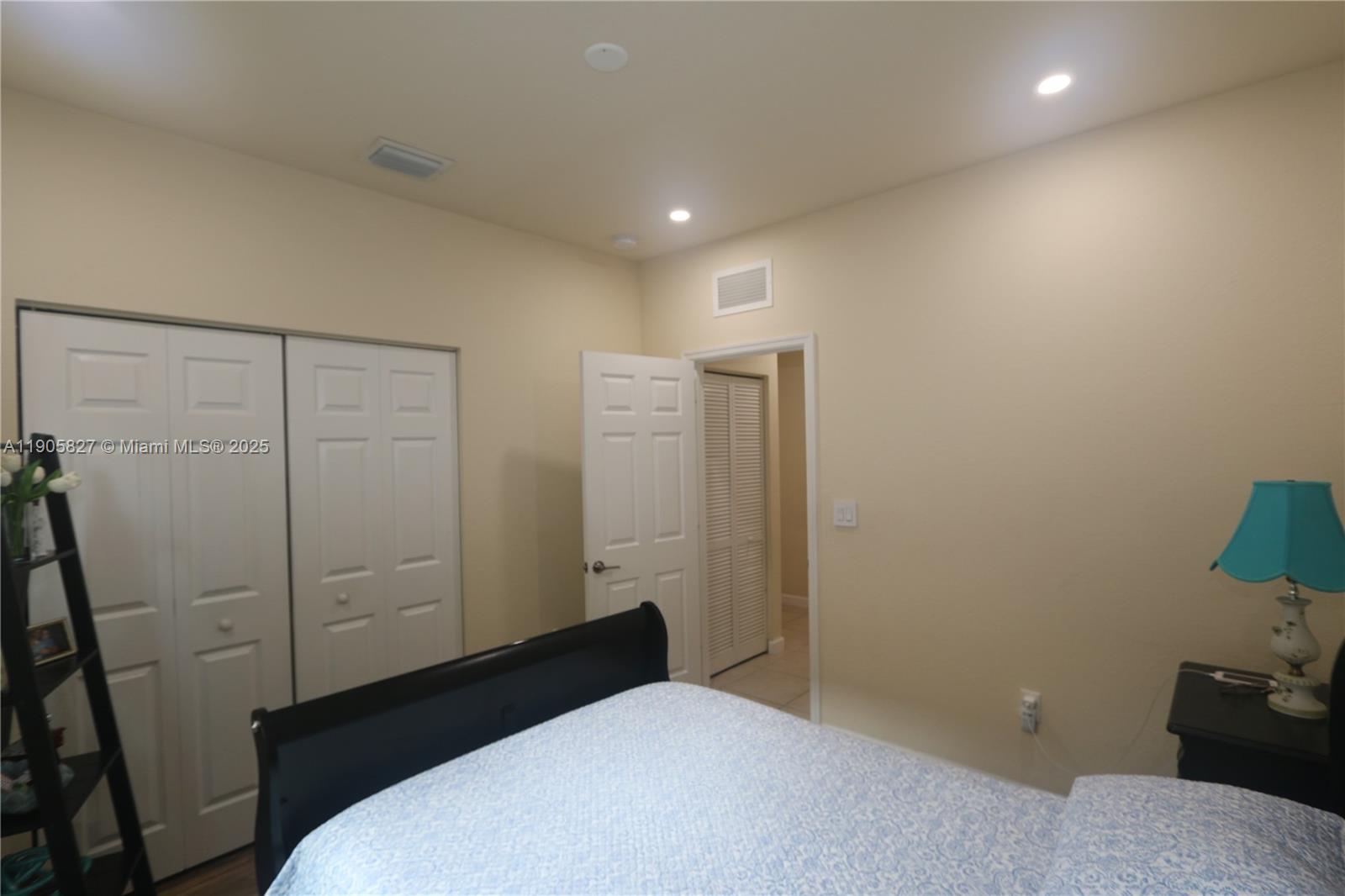 SILVER PALM SOUTHWEST - Residential Lease