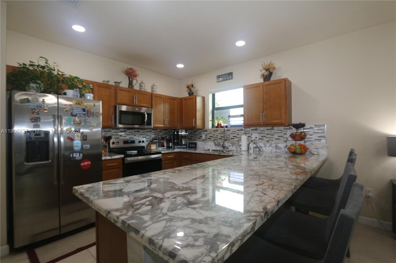 SILVER PALM SOUTHWEST - Residential Lease