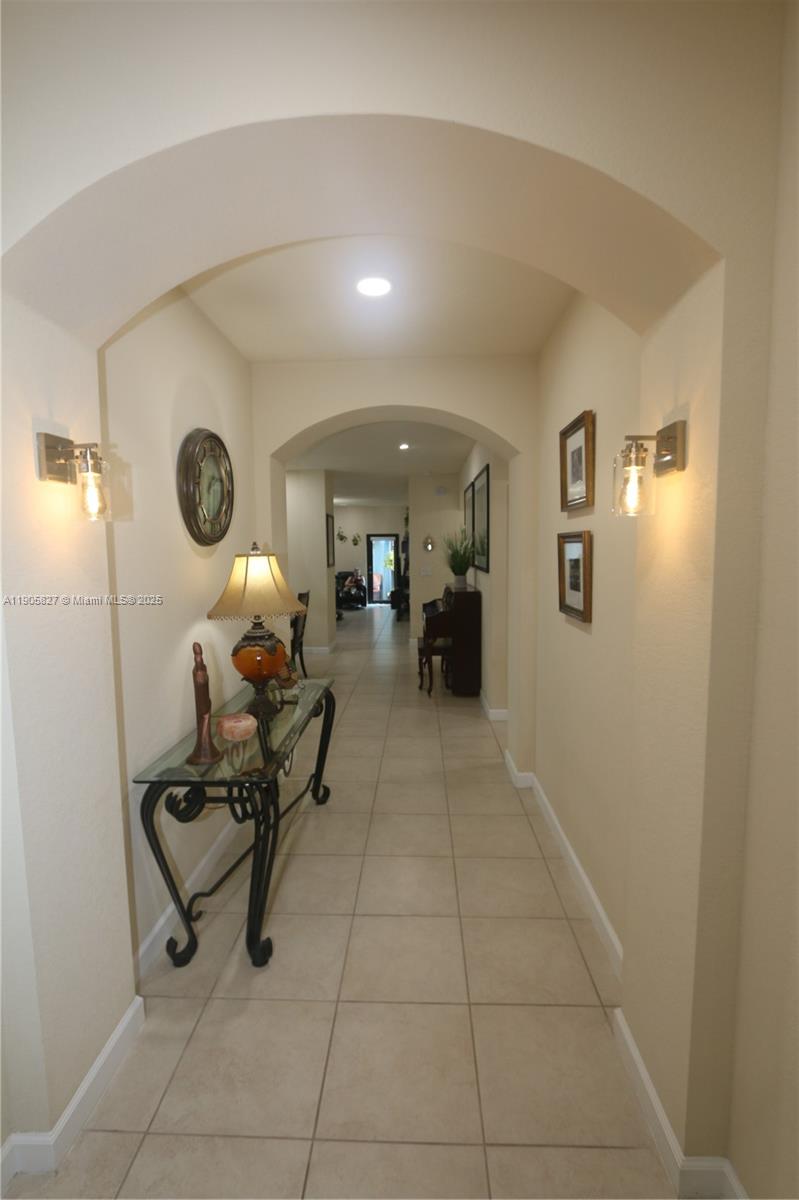 SILVER PALM SOUTHWEST - Residential Lease