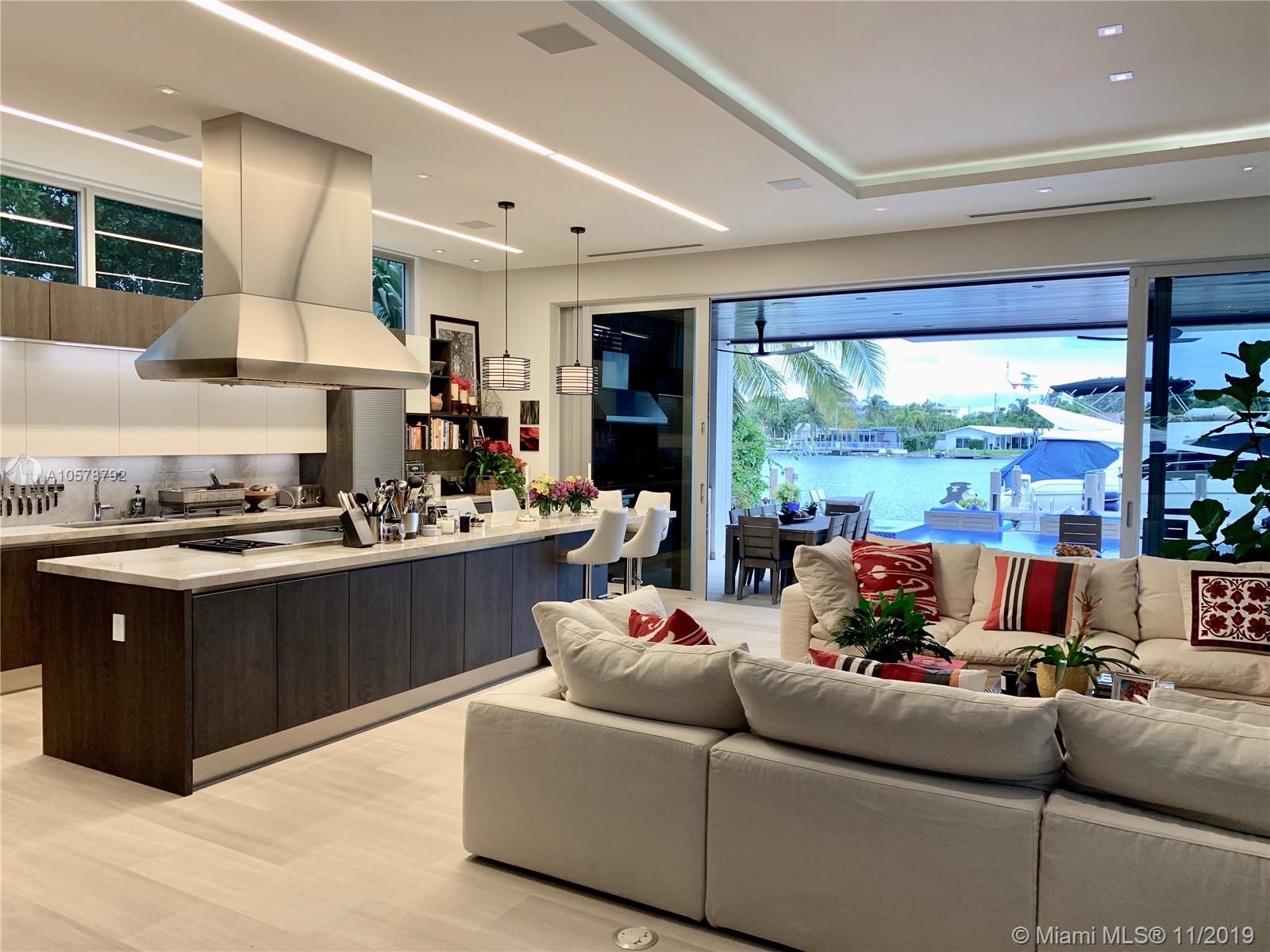 BISCAYNE POINT - Residential