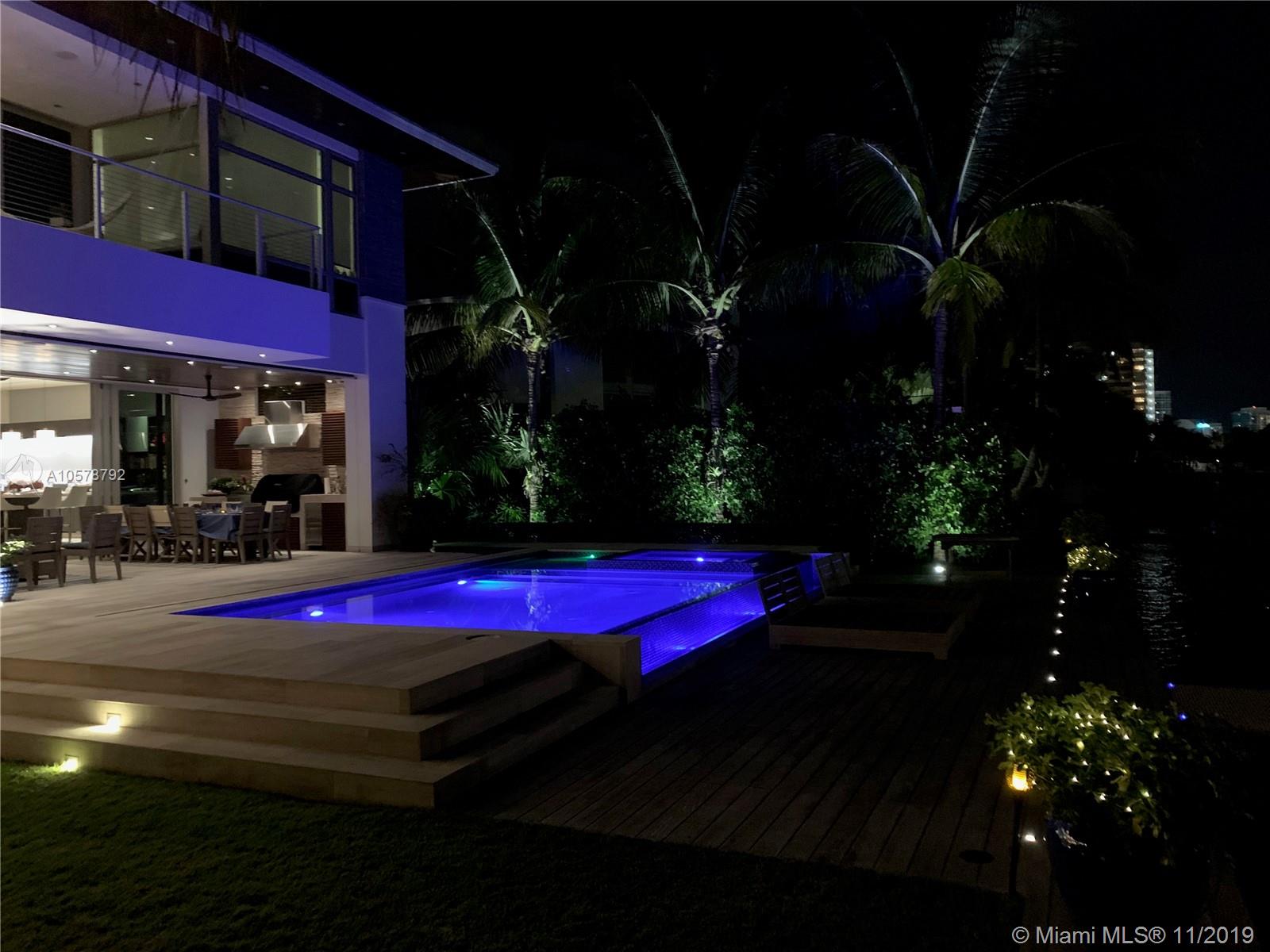 BISCAYNE POINT - Residential