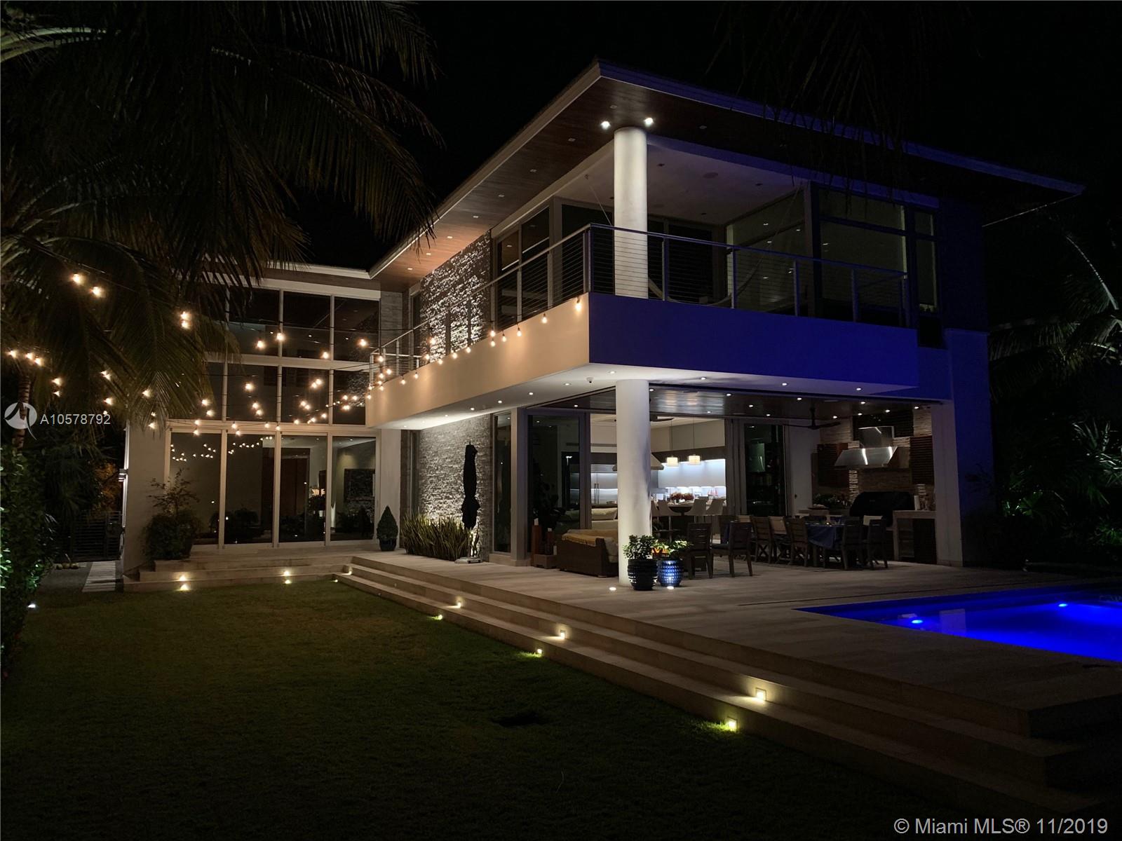 BISCAYNE POINT - Residential