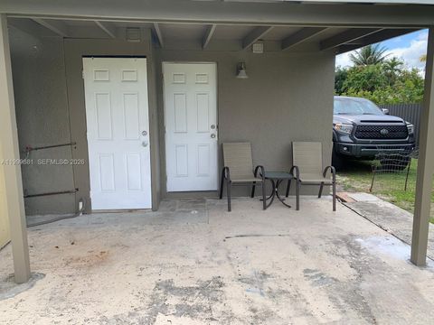 19121 NE Miami Ct 1 Miami FL 33179