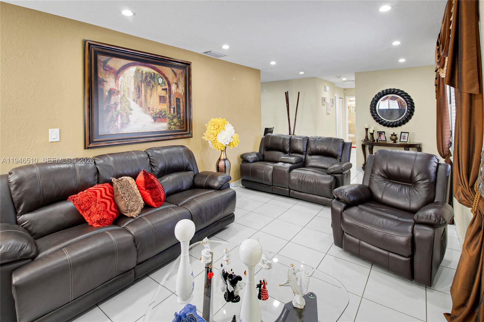 SUPERIOR HOMES SEC 1 - Residential