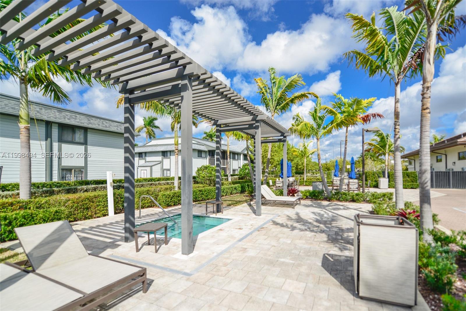 VIA VENTURA NEIGHBORHOOD - Residential Lease