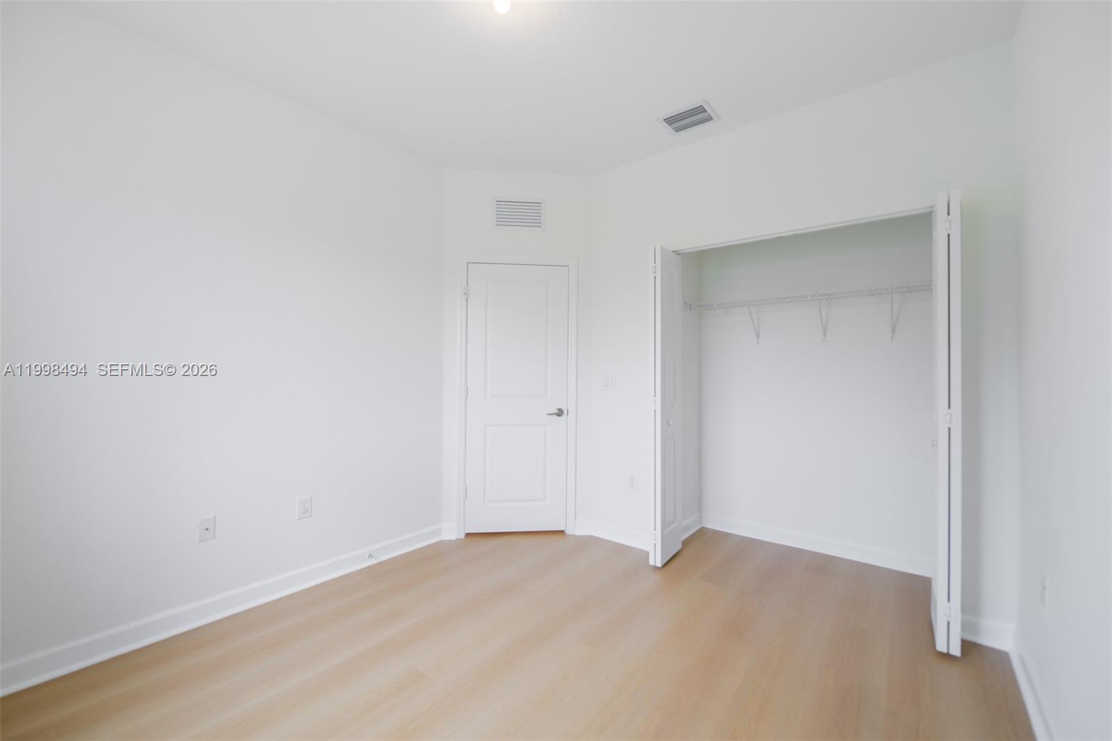 VIA VENTURA NEIGHBORHOOD - Residential Lease