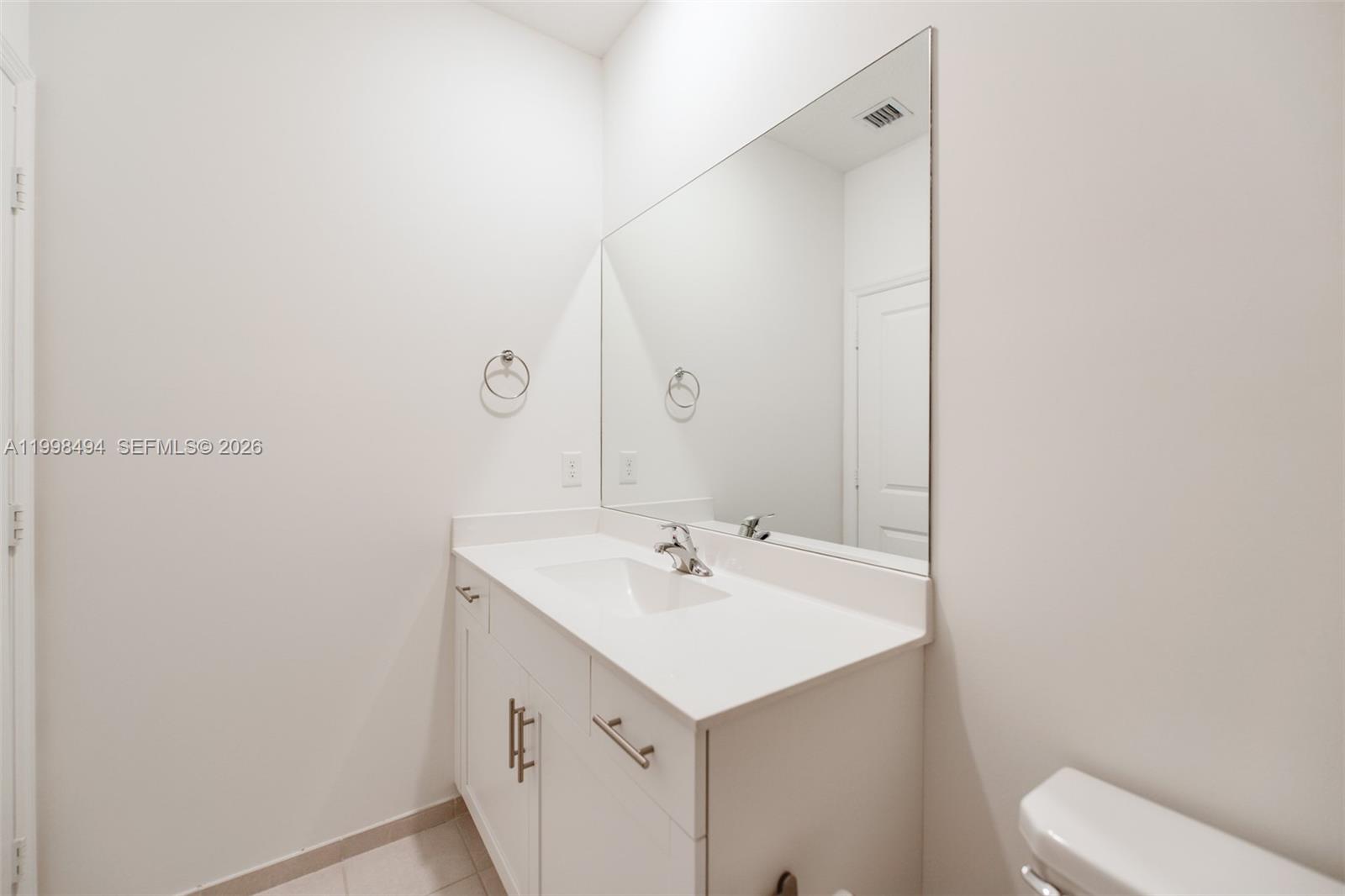 VIA VENTURA NEIGHBORHOOD - Residential Lease