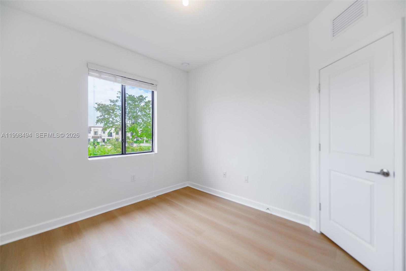 VIA VENTURA NEIGHBORHOOD - Residential Lease