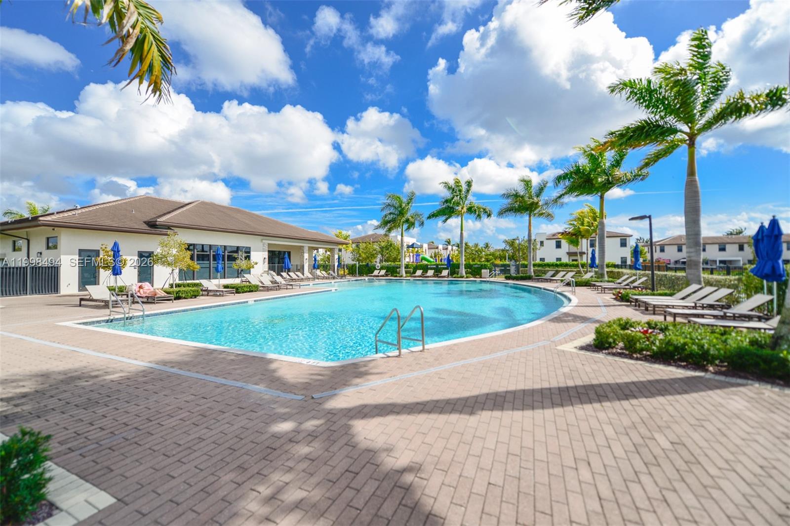 VIA VENTURA NEIGHBORHOOD - Residential Lease