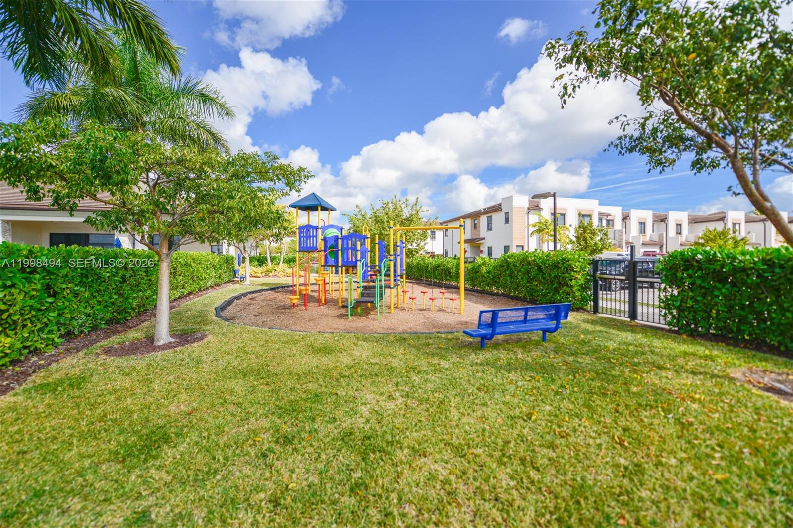 VIA VENTURA NEIGHBORHOOD - Residential Lease