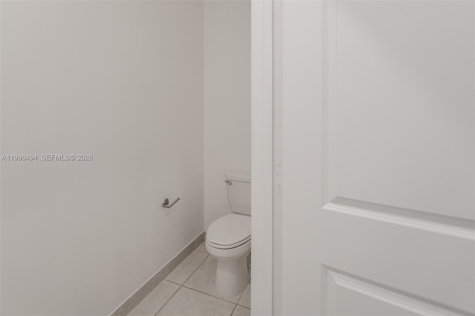 VIA VENTURA NEIGHBORHOOD - Residential Lease