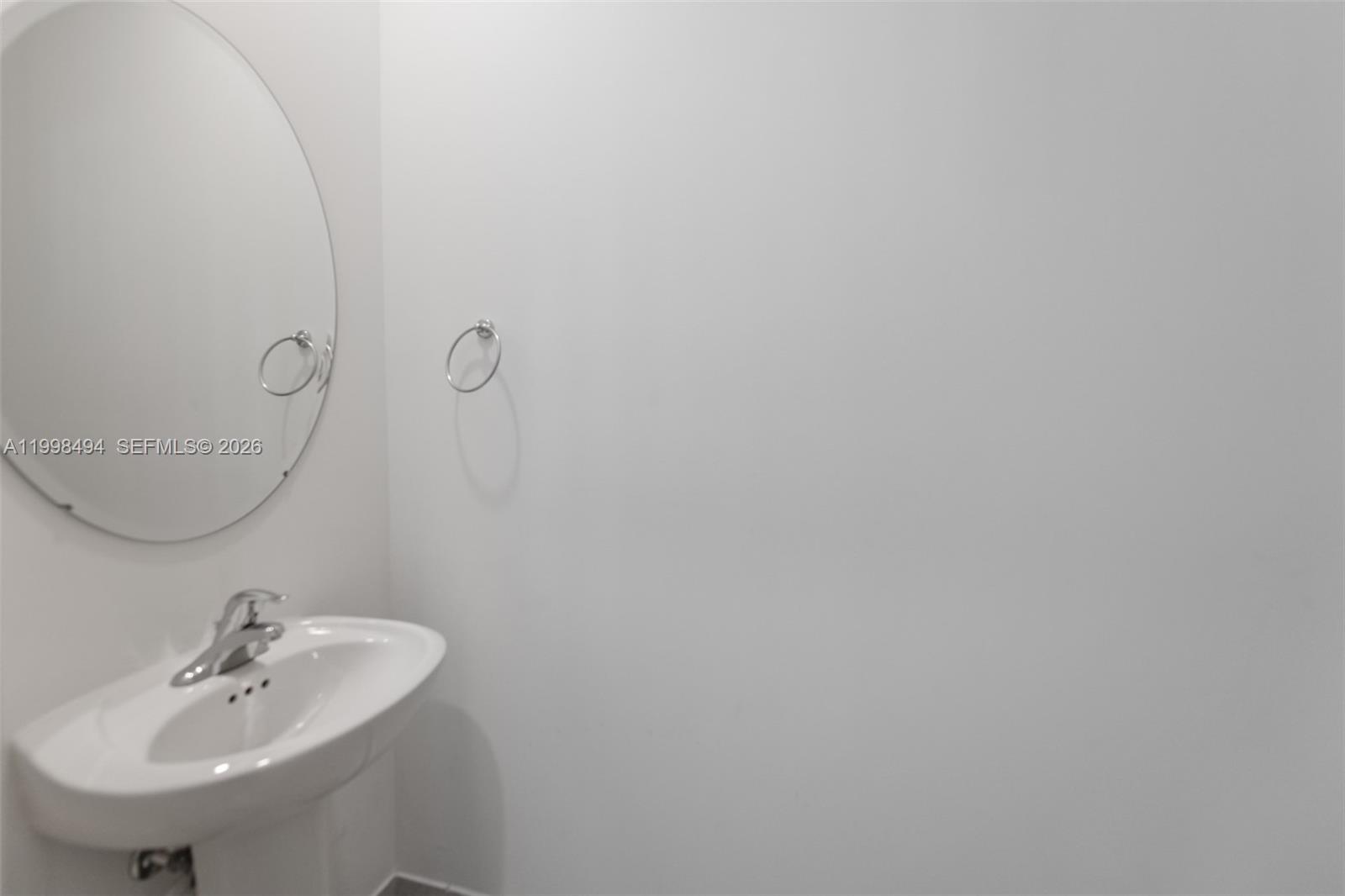 VIA VENTURA NEIGHBORHOOD - Residential Lease