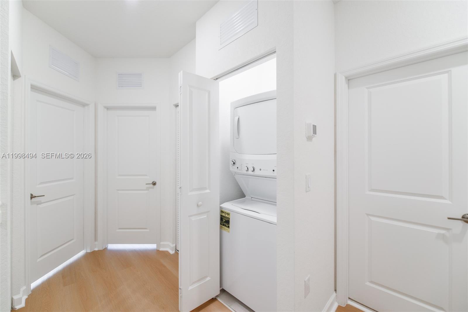 VIA VENTURA NEIGHBORHOOD - Residential Lease