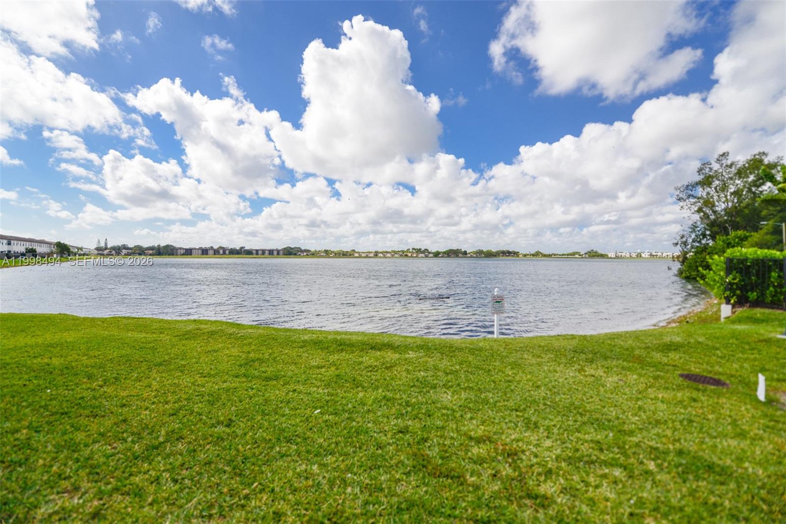 VIA VENTURA NEIGHBORHOOD - Residential Lease