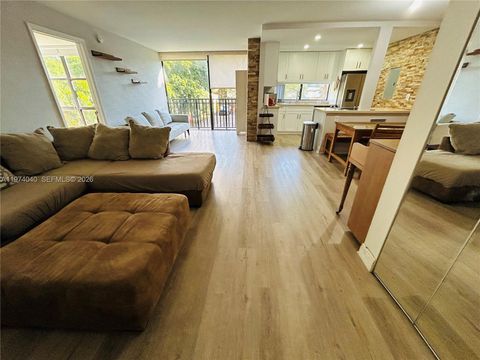 17021 N Bay Rd 219 Sunny Isles Beach FL 33160