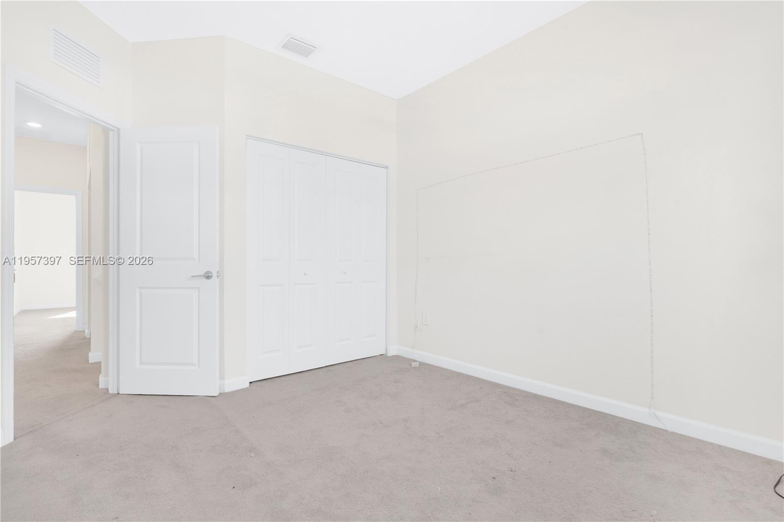 PINE ISLE - Residential