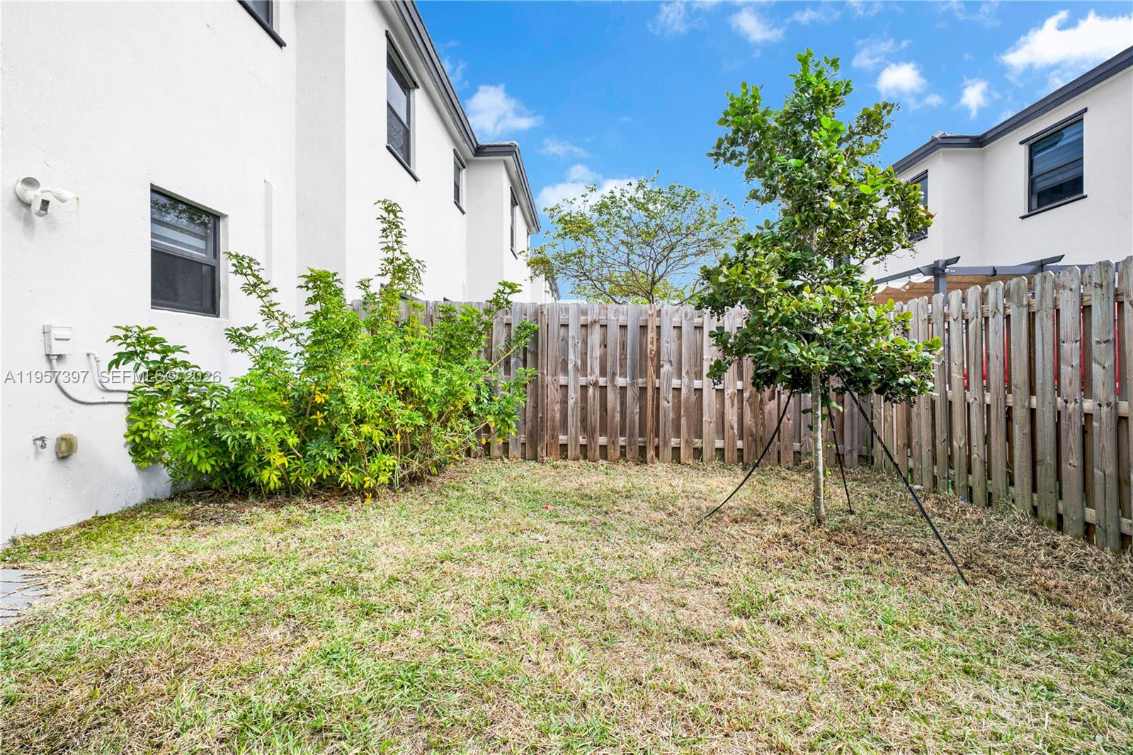 PINE ISLE - Residential