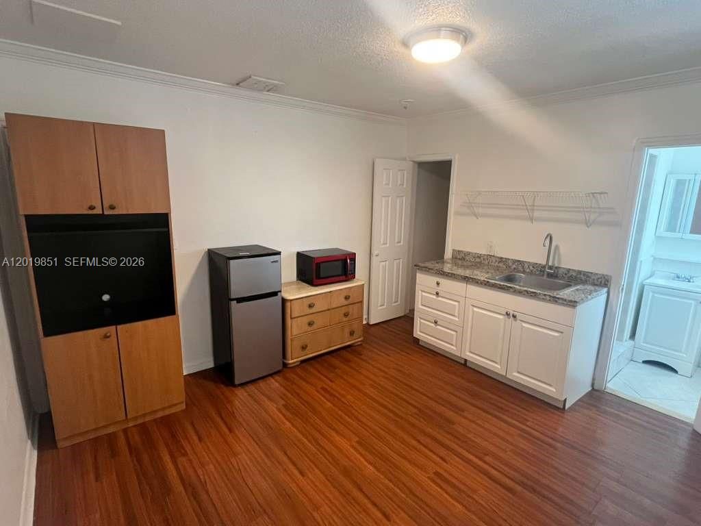 Photo of 919 N 19th Ave #2, Hollywood, FL 33020 (MLS # A12019851)