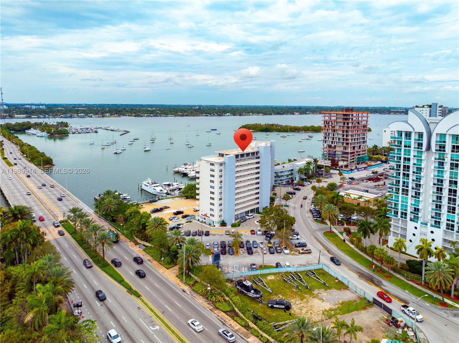 BAYSHORE YACHT & TENNIS C - Residential Lease
