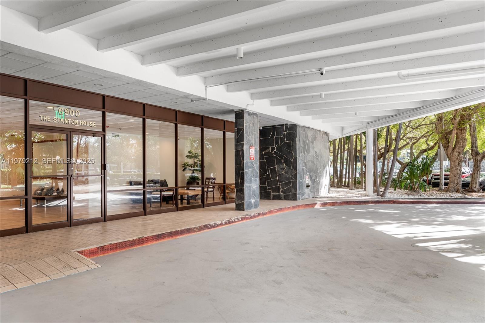 STANTON HOUSE CONDO - Residential