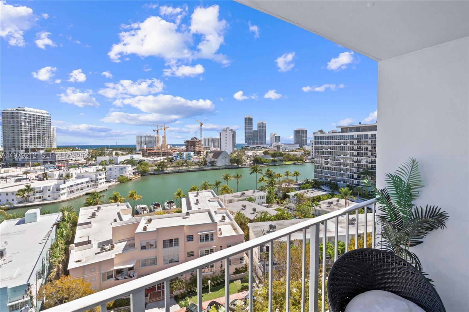 STANTON HOUSE CONDO - Residential