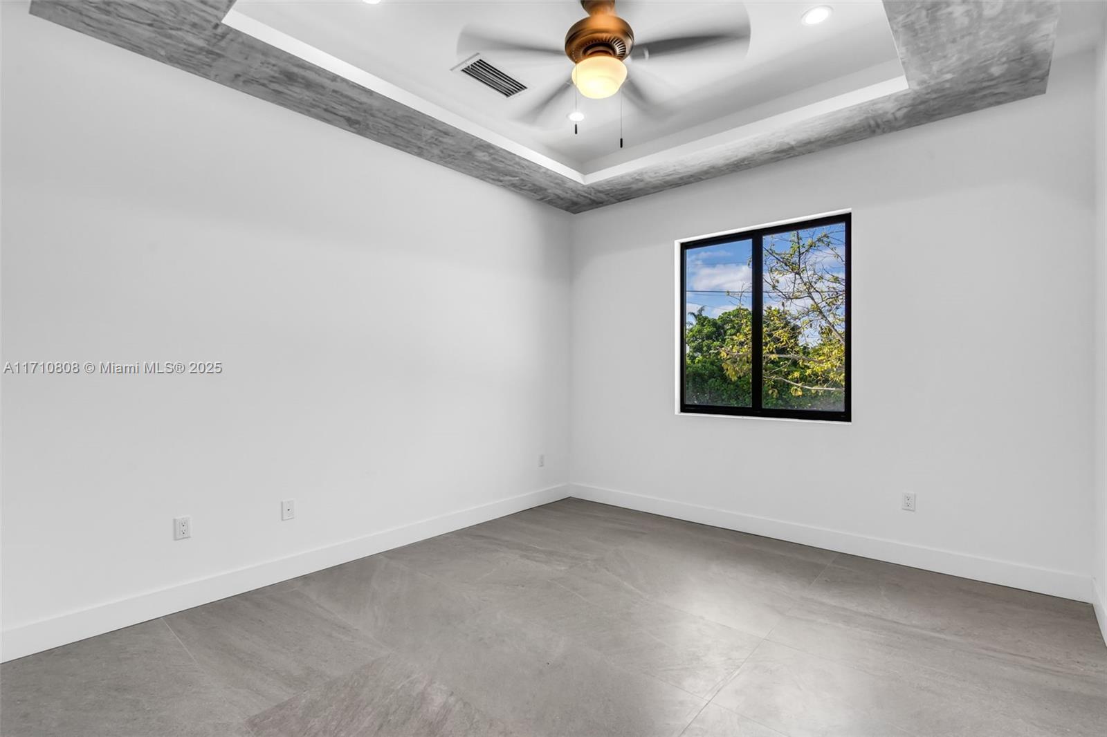 MILLER DRIVE ESTATES - Residential