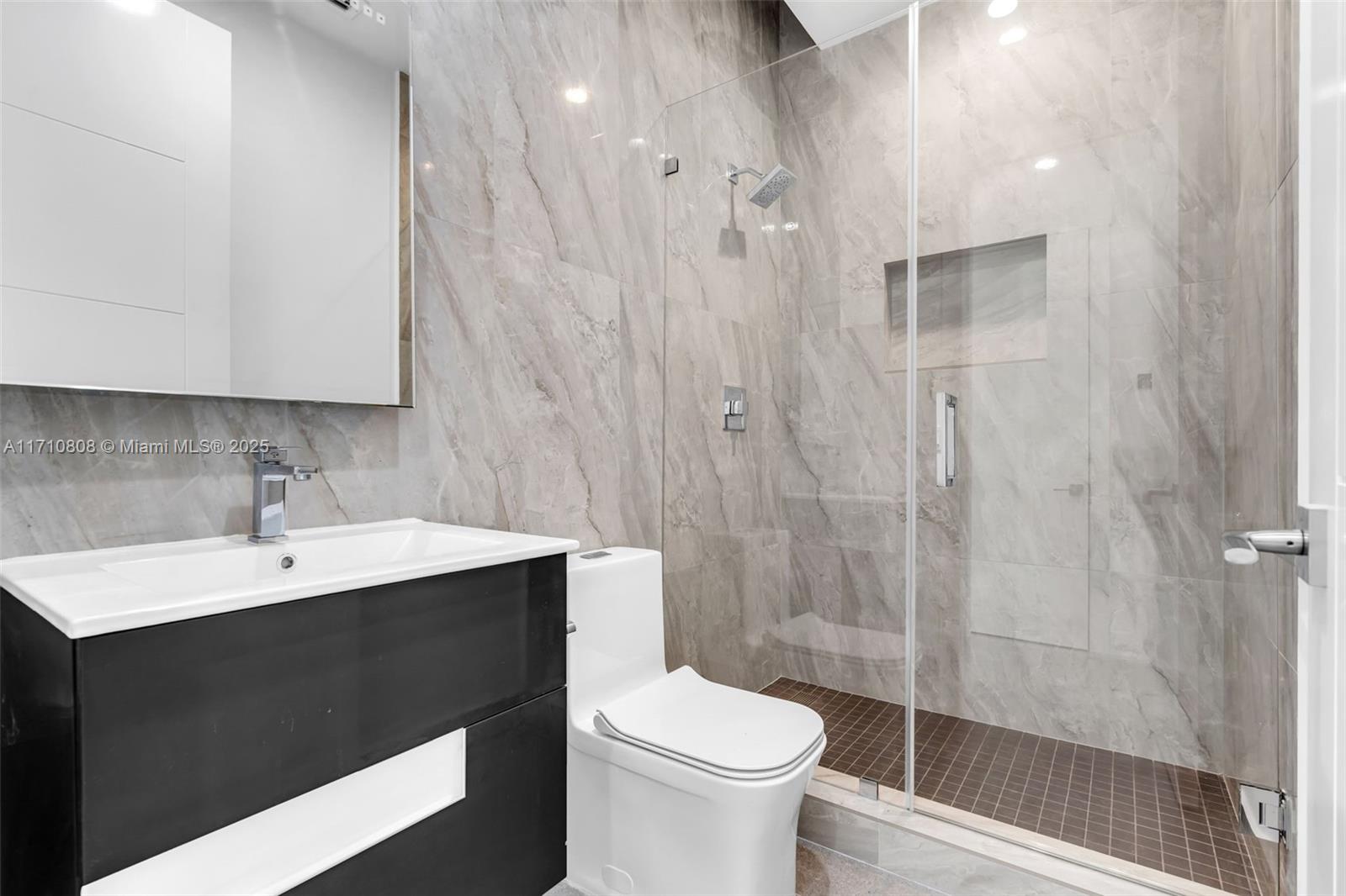 MILLER DRIVE ESTATES - Residential