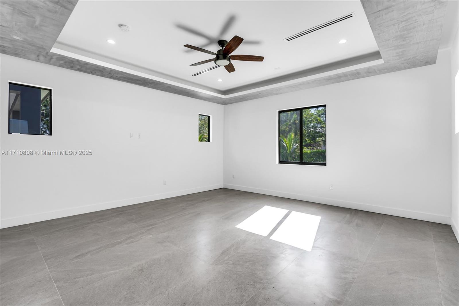 MILLER DRIVE ESTATES - Residential