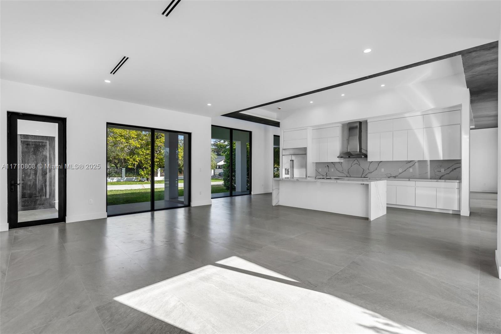 MILLER DRIVE ESTATES - Residential