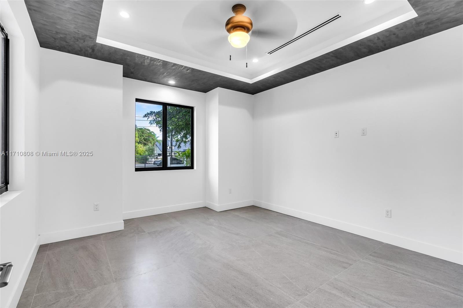 MILLER DRIVE ESTATES - Residential