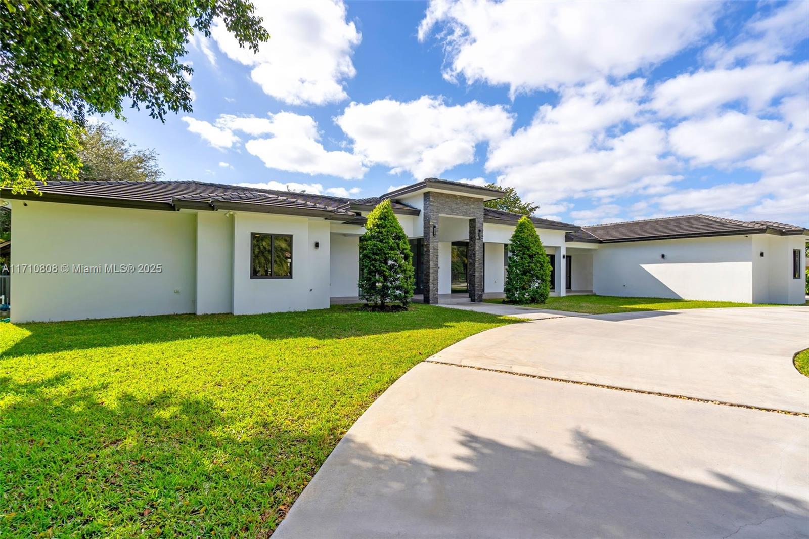 MILLER DRIVE ESTATES - Residential