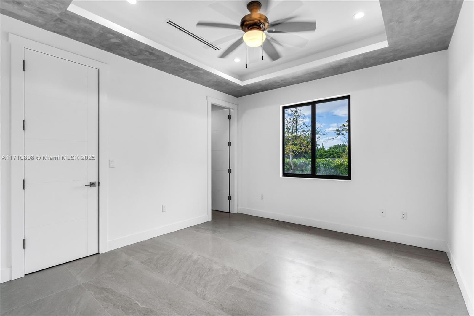 MILLER DRIVE ESTATES - Residential