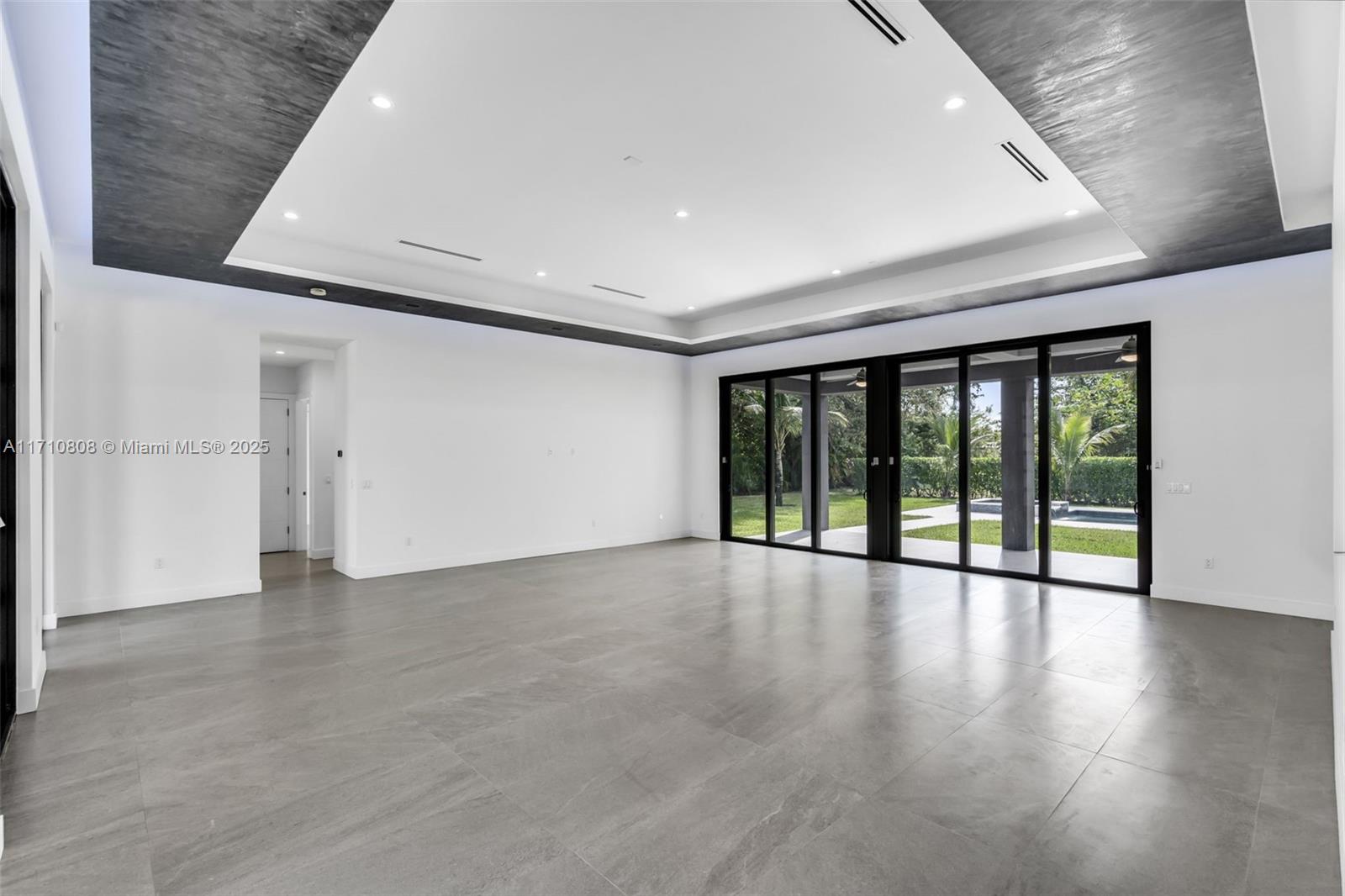 MILLER DRIVE ESTATES - Residential