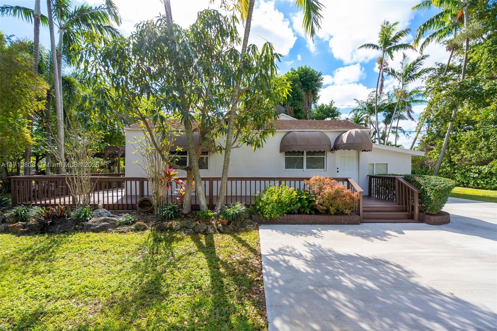 MILLER DRIVE ESTATES - Residential