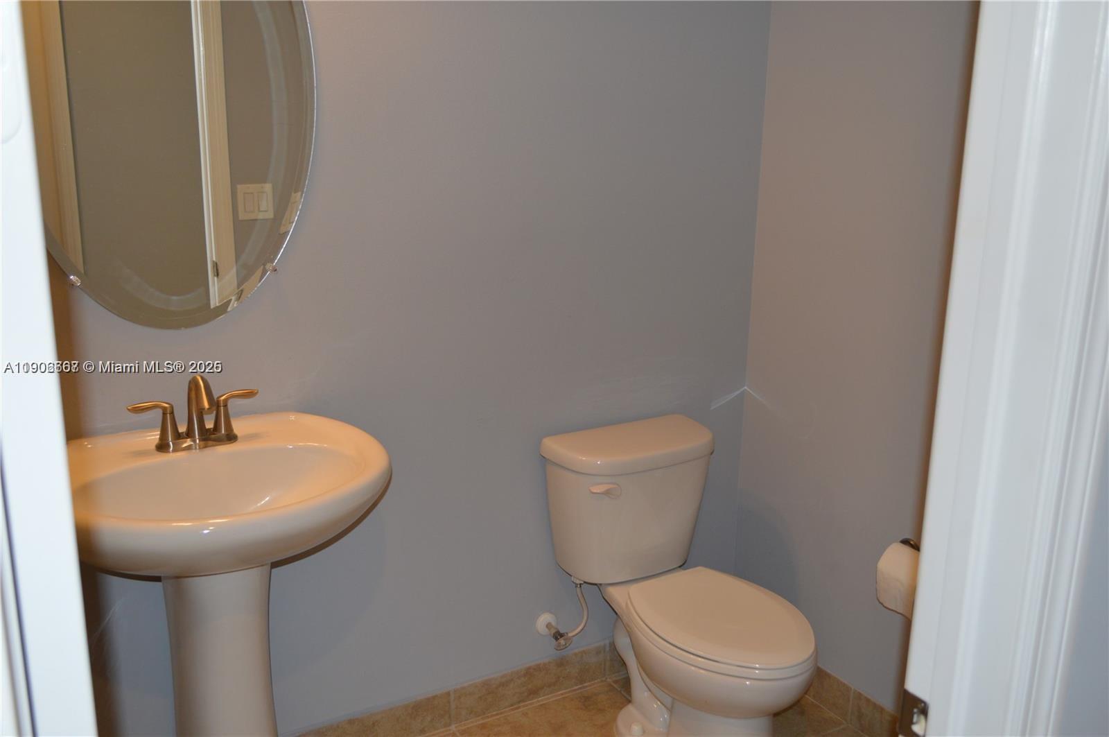 RODEO VILLAGE - Residential Lease