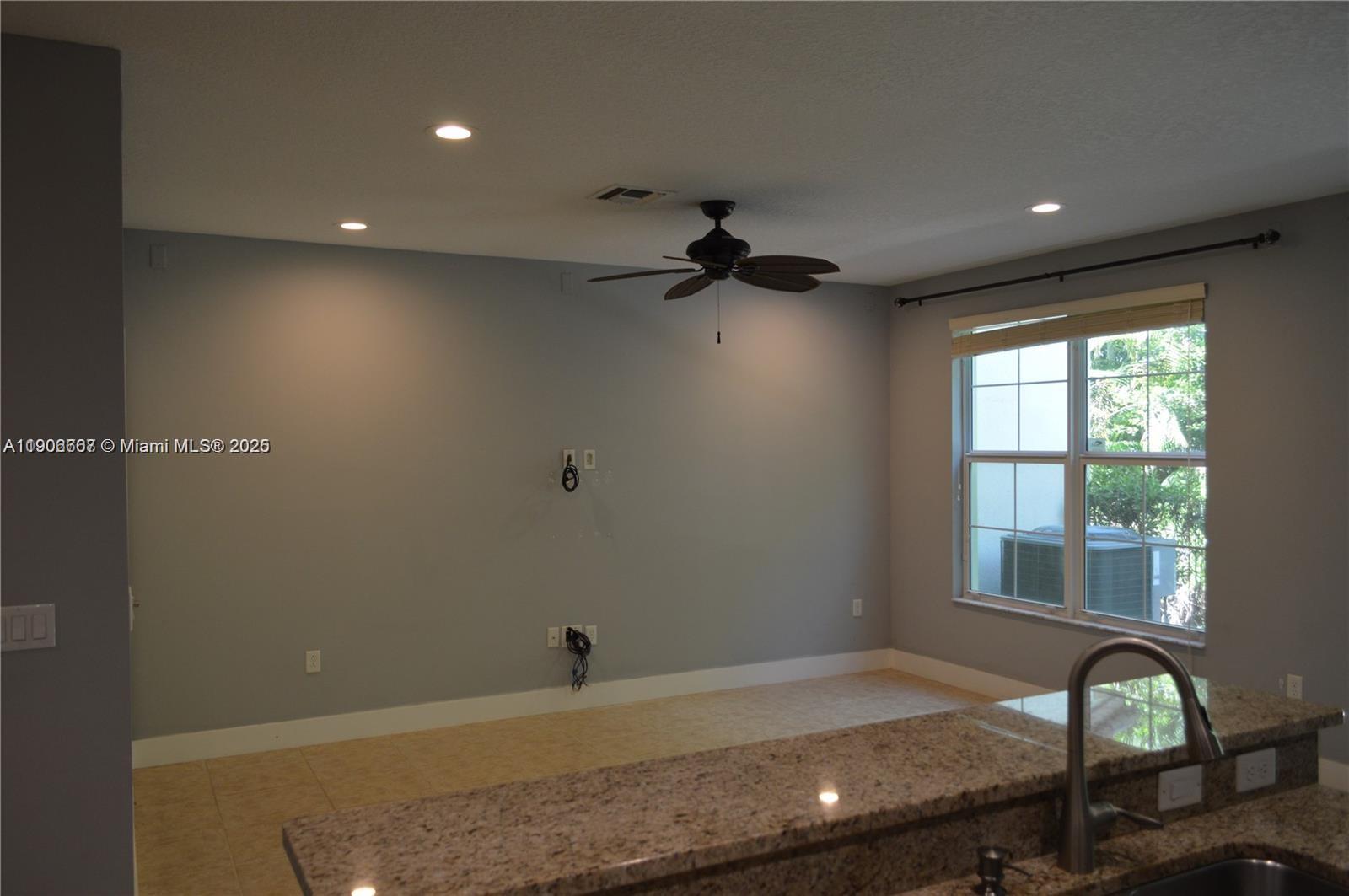 RODEO VILLAGE - Residential Lease