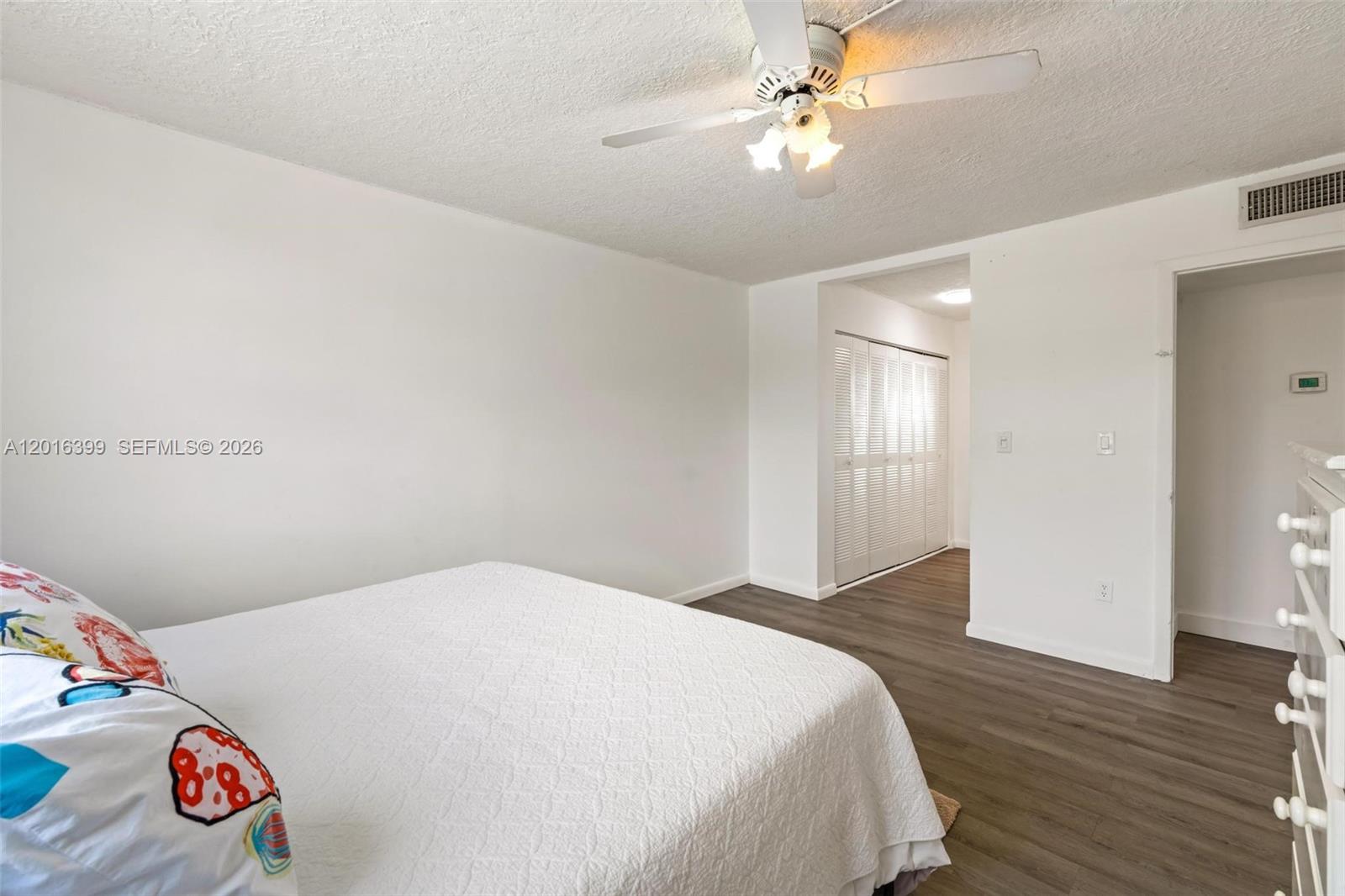 EL CONQUISTADOR SOUTH CON - Residential