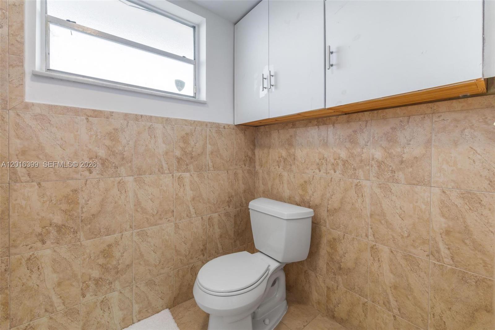 EL CONQUISTADOR SOUTH CON - Residential