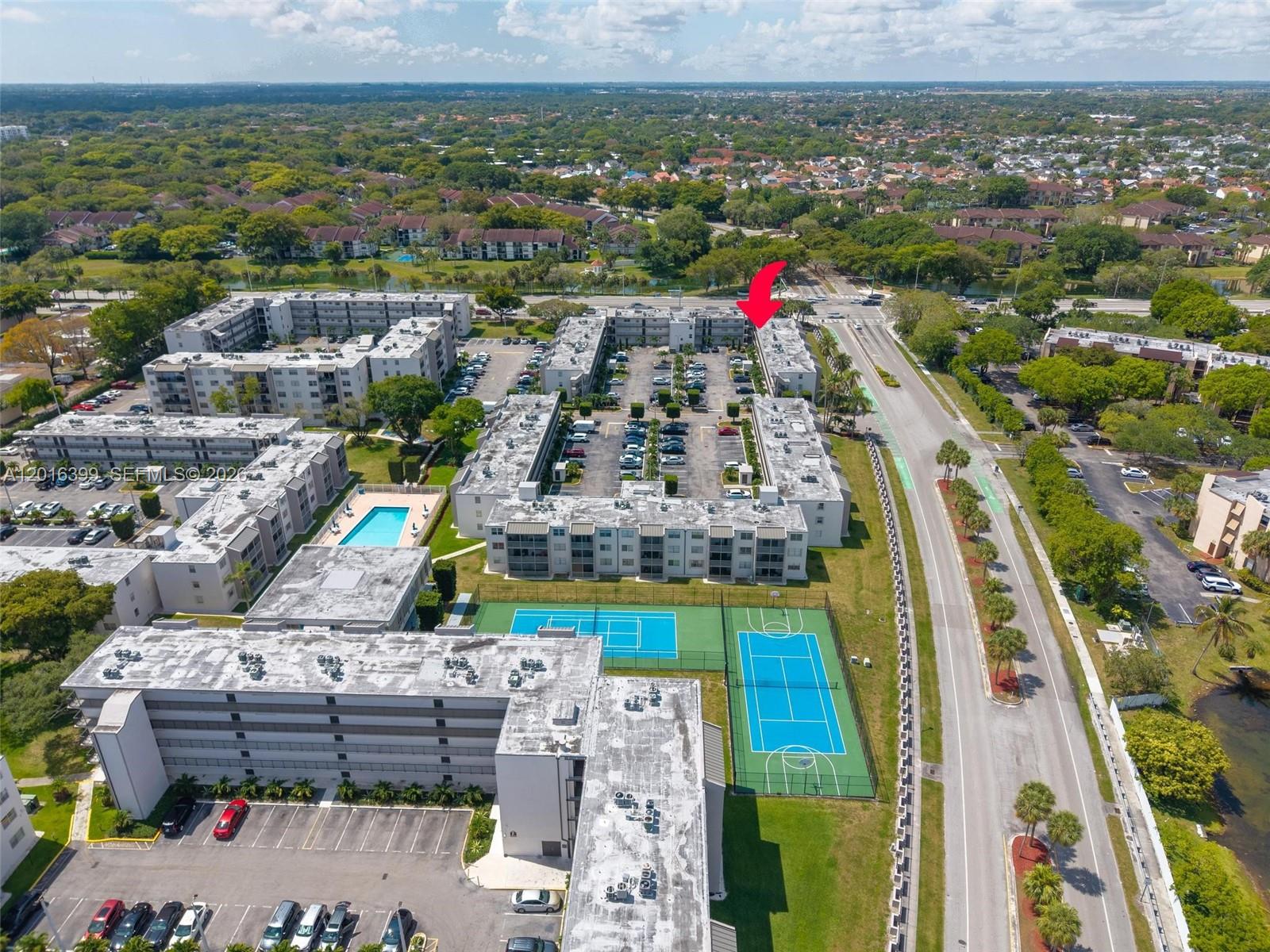 EL CONQUISTADOR SOUTH CON - Residential