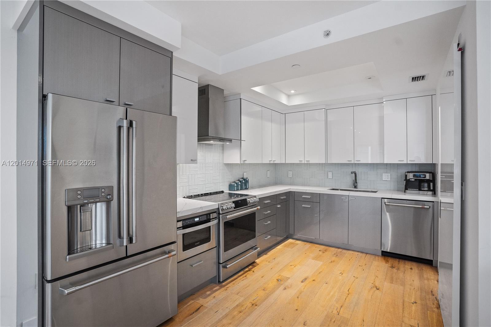PARK VILLAS CONDO - Residential Lease