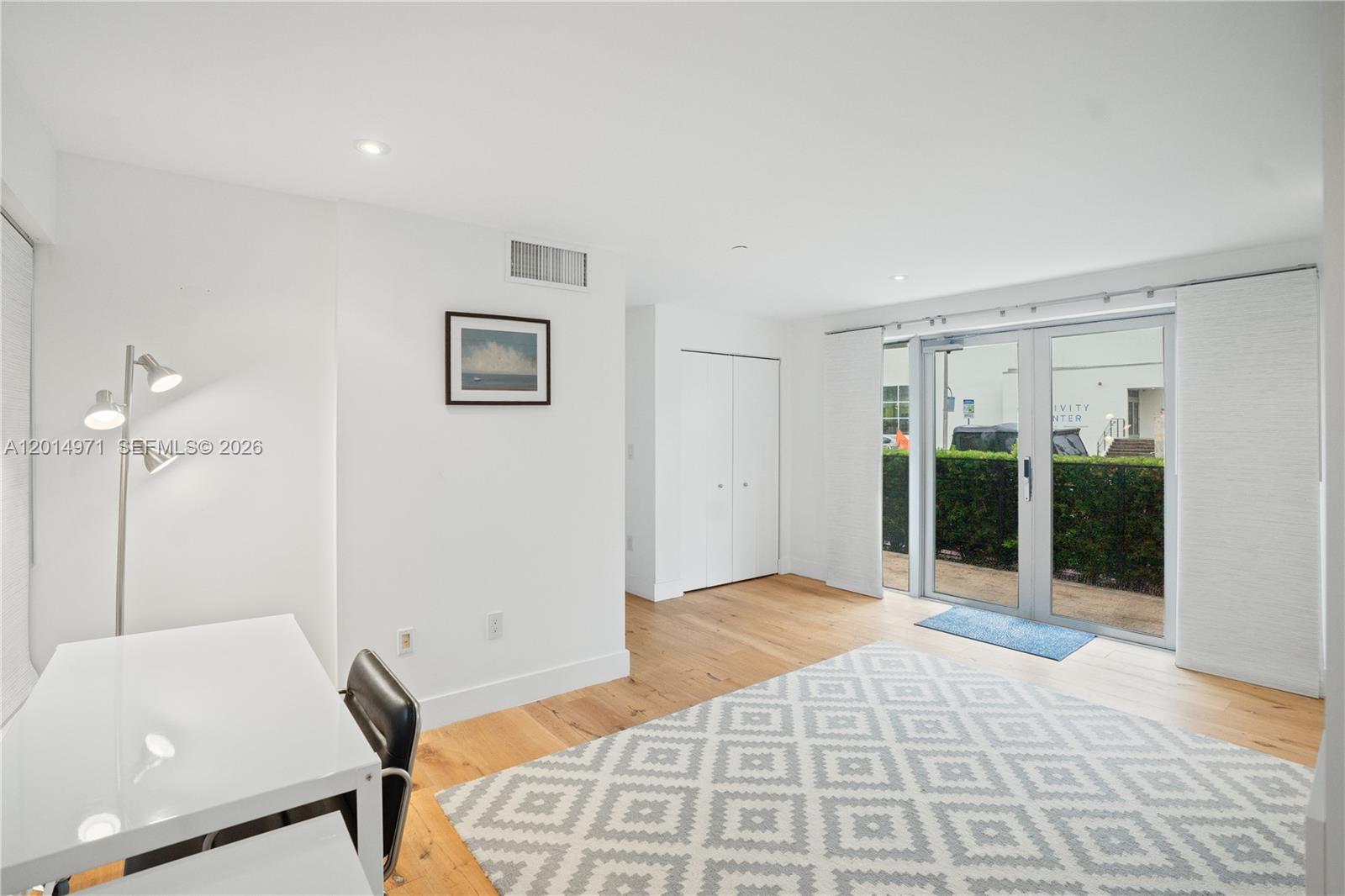 PARK VILLAS CONDO - Residential Lease