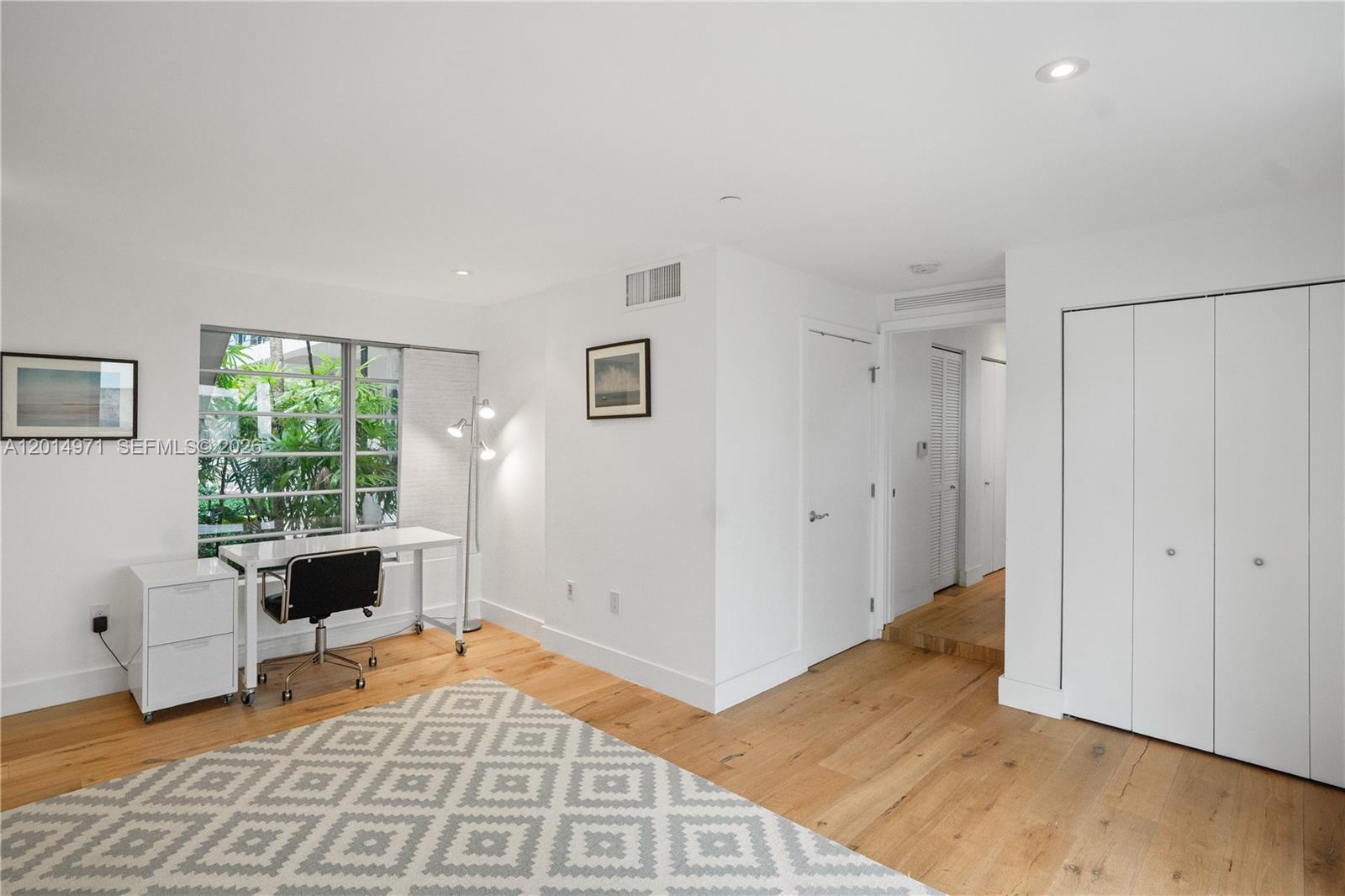 PARK VILLAS CONDO - Residential Lease