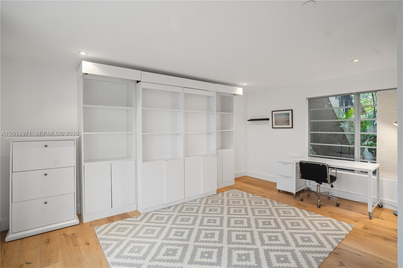 PARK VILLAS CONDO - Residential Lease