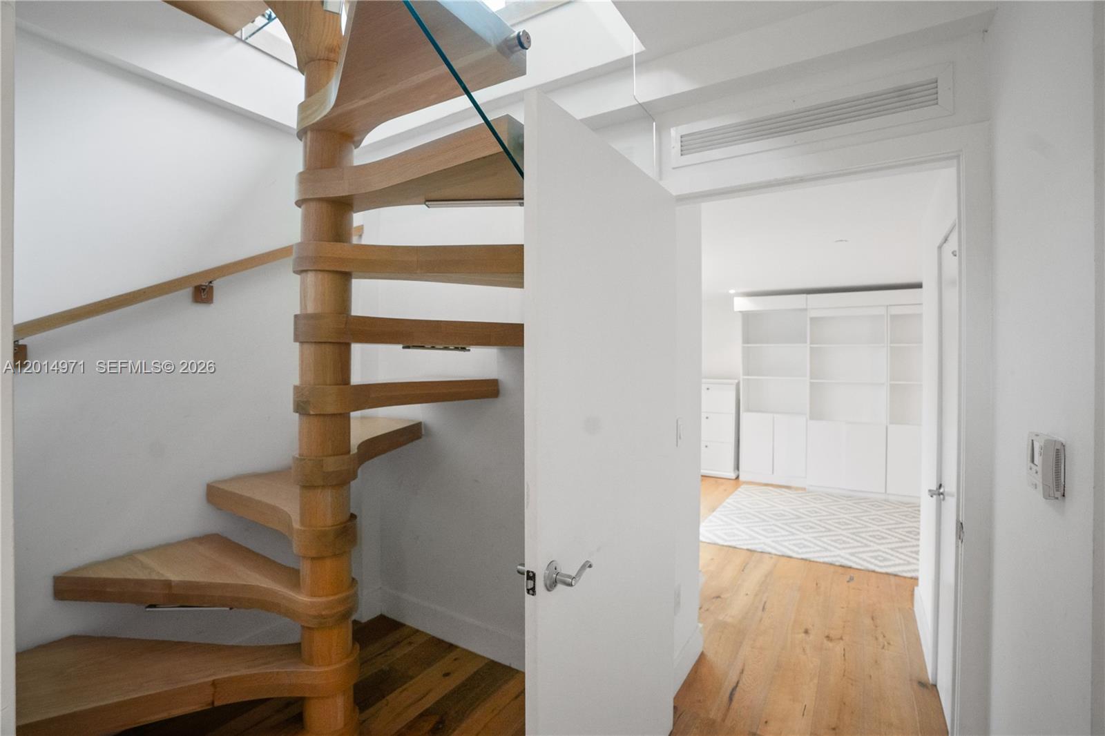 PARK VILLAS CONDO - Residential Lease